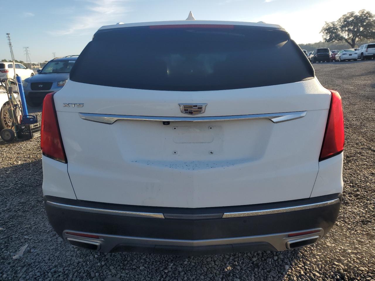 Photo 5 VIN: 1GYKNCR44LZ151340 - CADILLAC XT5 