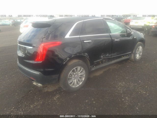 Photo 3 VIN: 1GYKNCRS0JZ143683 - CADILLAC XT5 