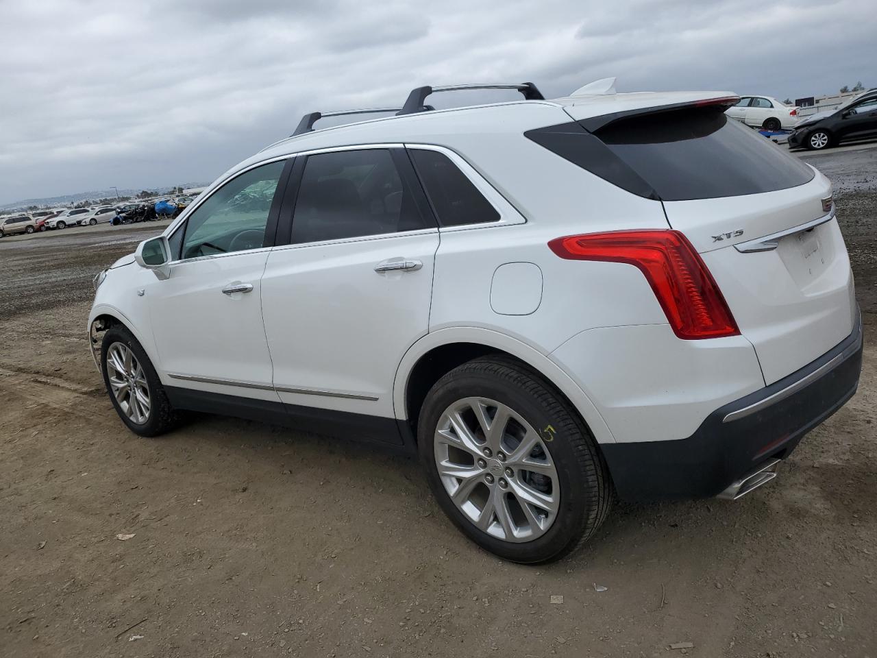 Photo 1 VIN: 1GYKNCRS0JZ164467 - CADILLAC XT5 