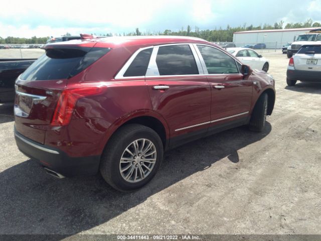 Photo 3 VIN: 1GYKNCRS0JZ211089 - CADILLAC XT5 