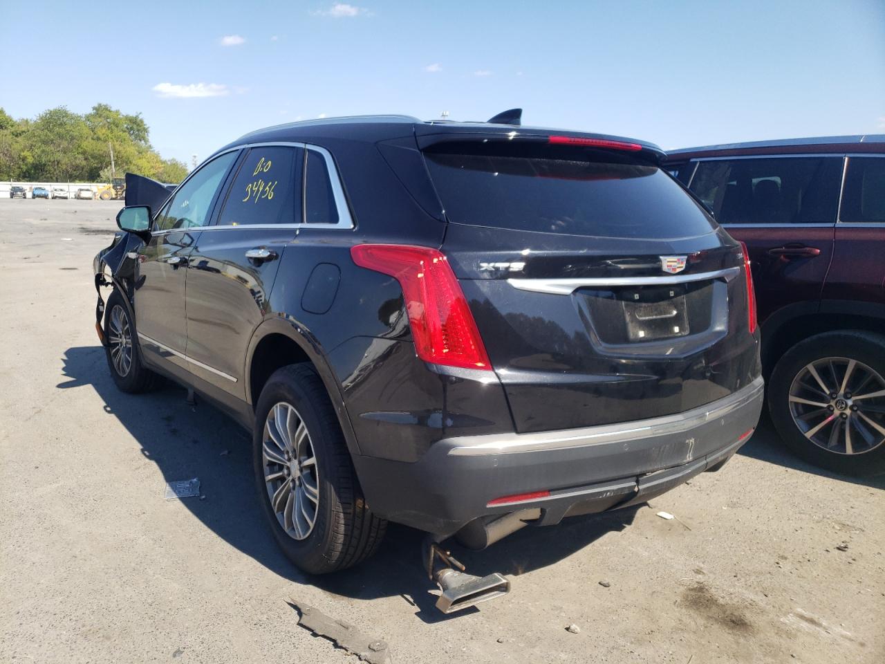 Photo 2 VIN: 1GYKNCRS0KZ130479 - CADILLAC XT5 