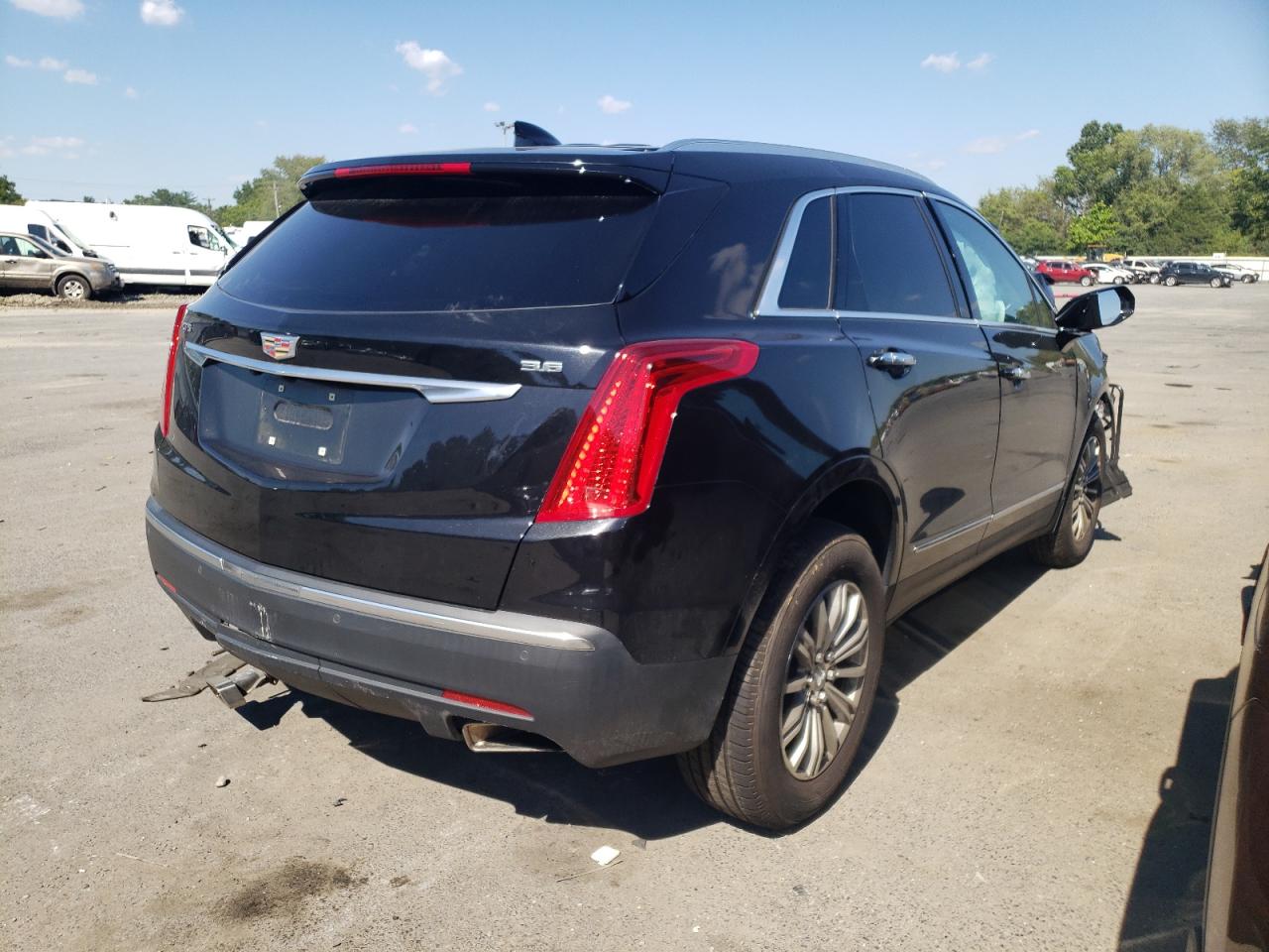 Photo 3 VIN: 1GYKNCRS0KZ130479 - CADILLAC XT5 