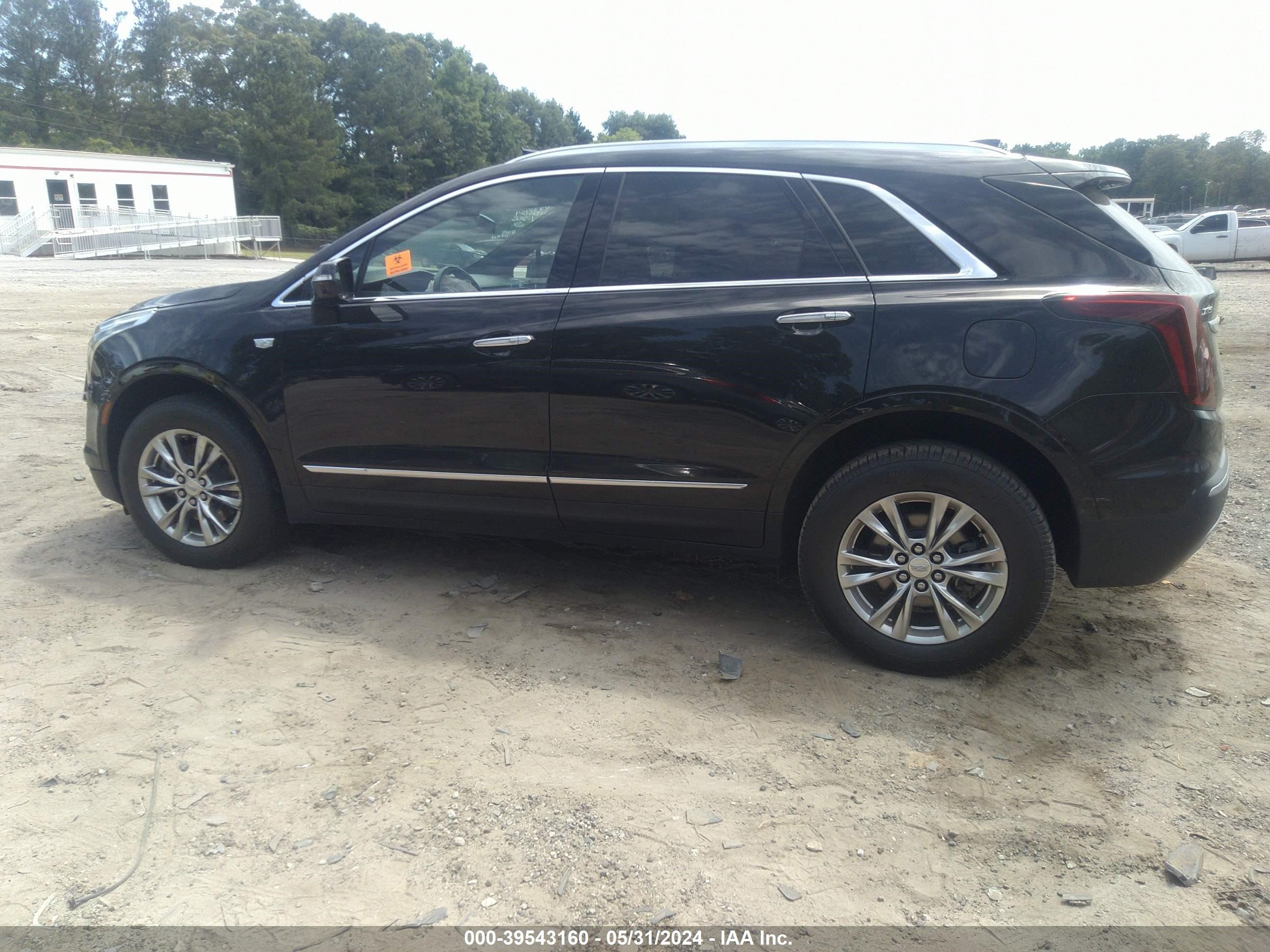 Photo 12 VIN: 1GYKNCRS0LZ172815 - CADILLAC XT5 