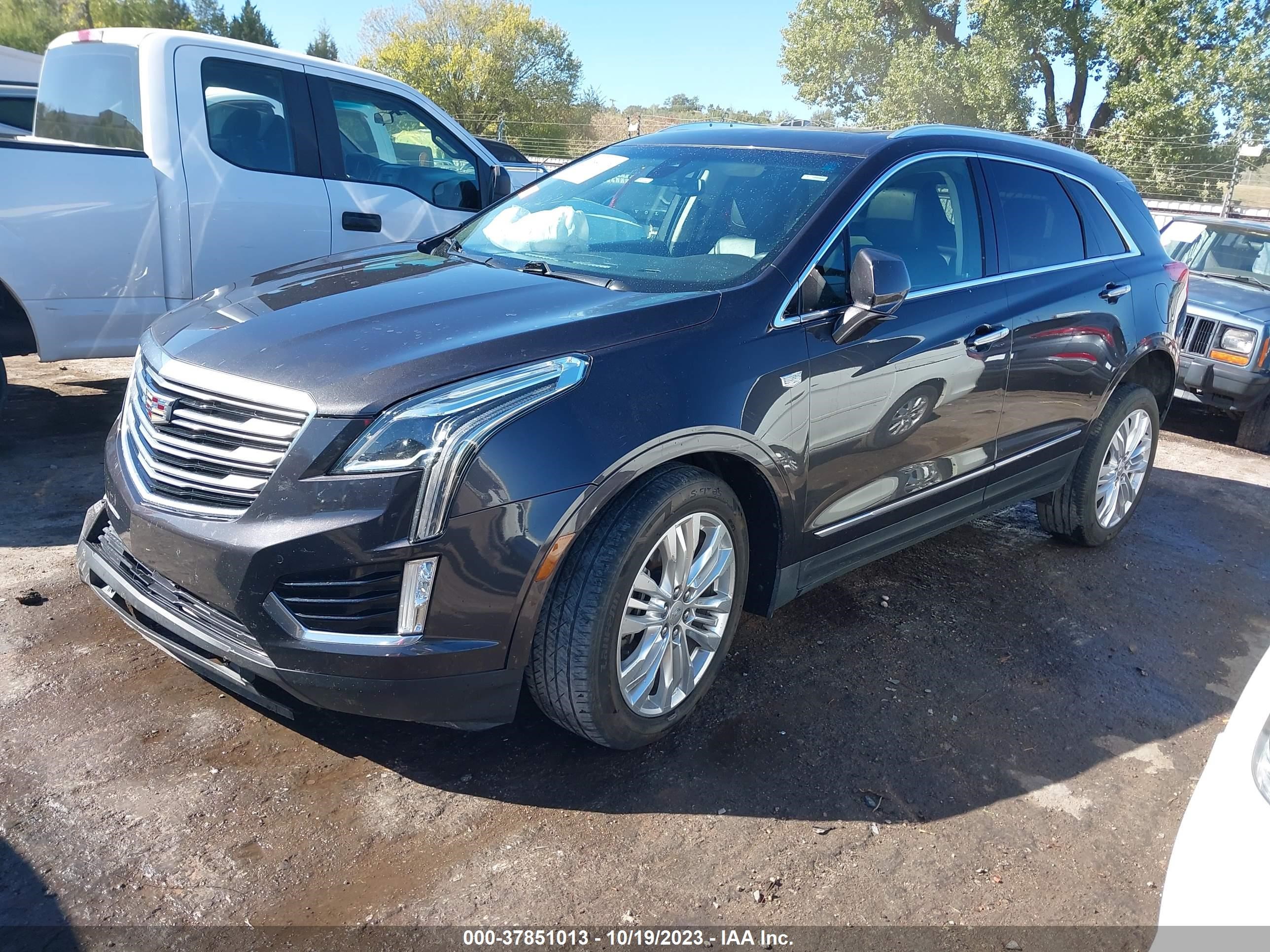 Photo 1 VIN: 1GYKNCRS1HZ104837 - CADILLAC XT5 