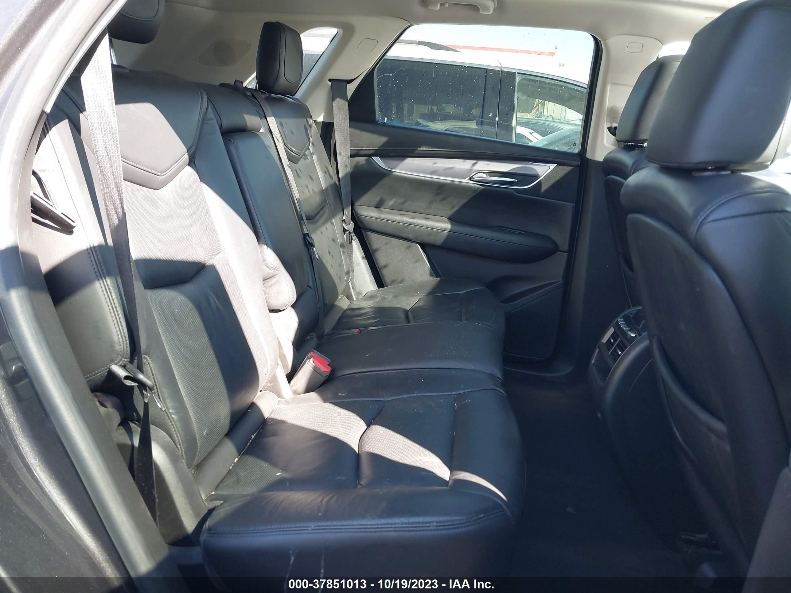 Photo 7 VIN: 1GYKNCRS1HZ104837 - CADILLAC XT5 