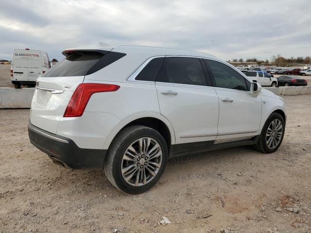 Photo 2 VIN: 1GYKNCRS1HZ133643 - CADILLAC XT5 PREMIU 