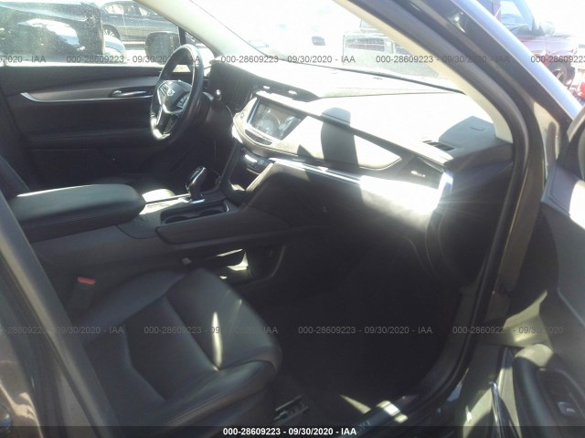 Photo 4 VIN: 1GYKNCRS1KZ173339 - CADILLAC XT5 