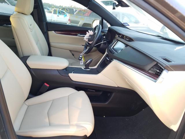 Photo 4 VIN: 1GYKNCRS1KZ196927 - CADILLAC XT5 LUXURY 