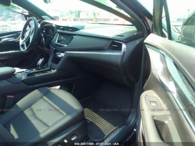 Photo 4 VIN: 1GYKNCRS1MZ180522 - CADILLAC XT5 