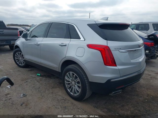 Photo 2 VIN: 1GYKNCRS2JZ207349 - CADILLAC XT5 