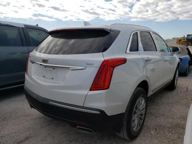 Photo 3 VIN: 1GYKNCRS2KZ103848 - CADILLAC XT5 LUXURY 