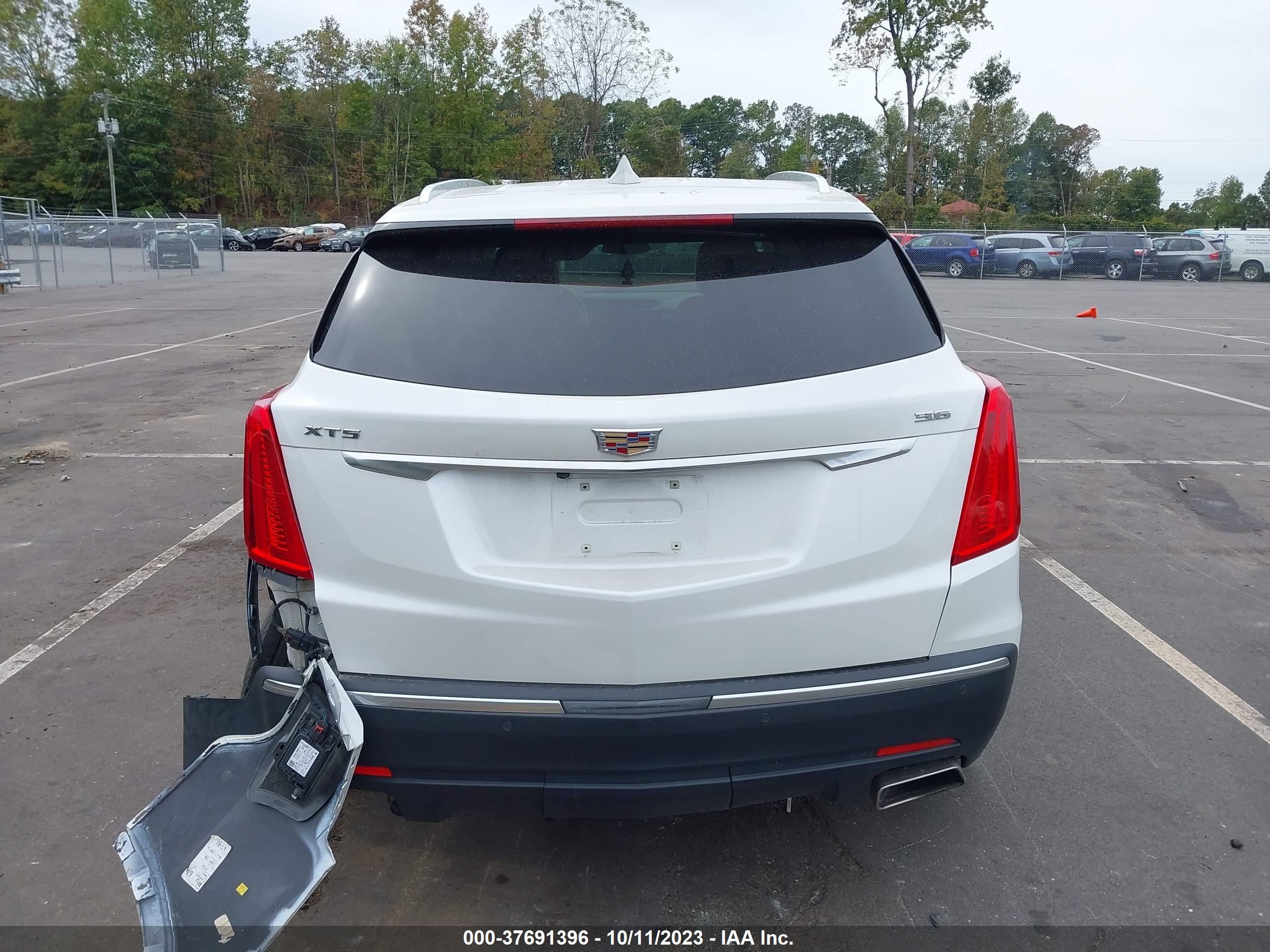 Photo 15 VIN: 1GYKNCRS2KZ132301 - CADILLAC XT5 