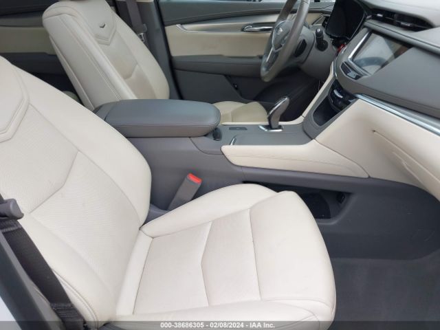 Photo 4 VIN: 1GYKNCRS3KZ152203 - CADILLAC XT5 