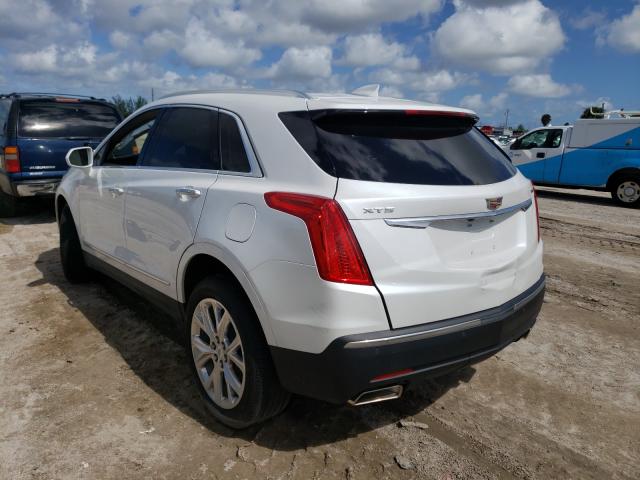 Photo 2 VIN: 1GYKNCRS3KZ231211 - CADILLAC XT5 LUXURY 