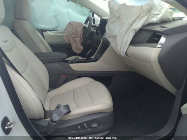 Photo 4 VIN: 1GYKNCRS3NZ107427 - CADILLAC XT5 