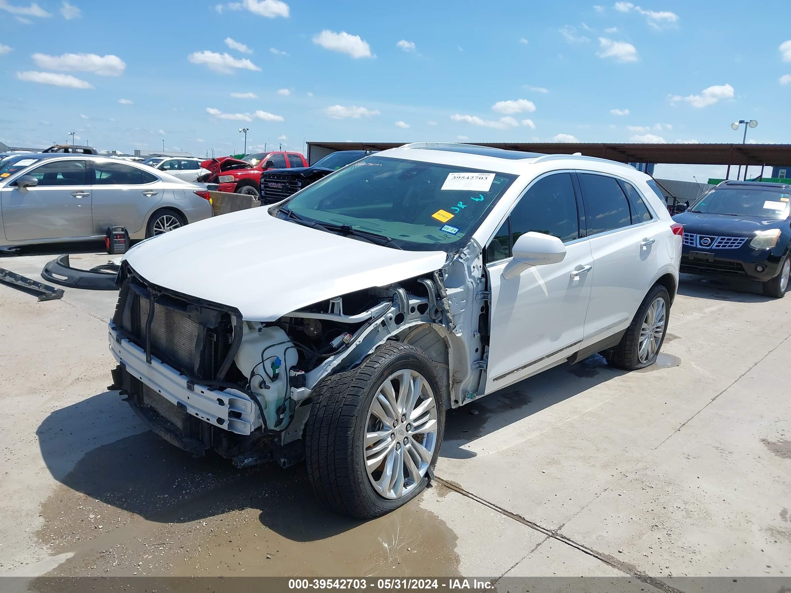 Photo 1 VIN: 1GYKNCRS4HZ101432 - CADILLAC XT5 