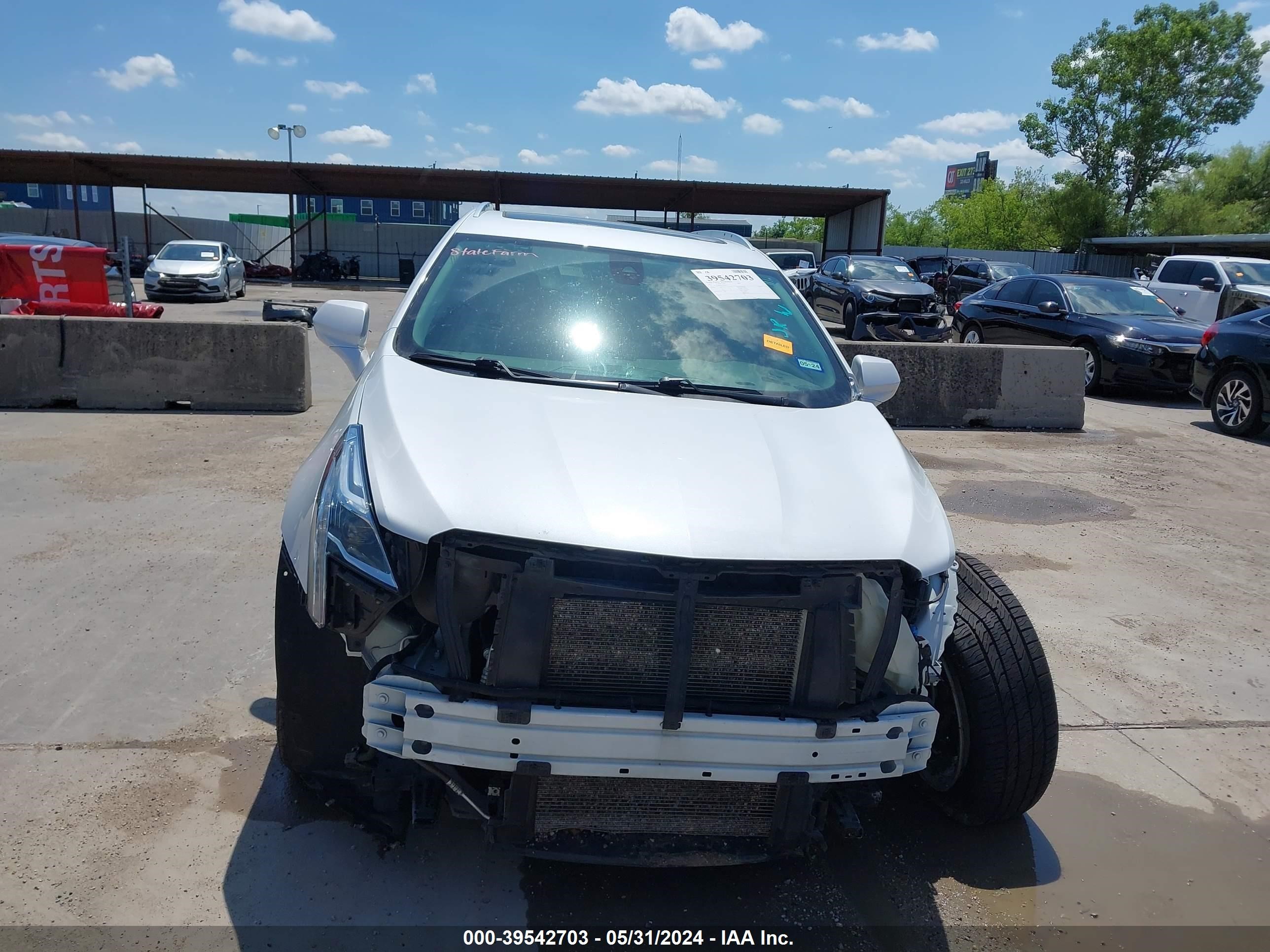 Photo 12 VIN: 1GYKNCRS4HZ101432 - CADILLAC XT5 