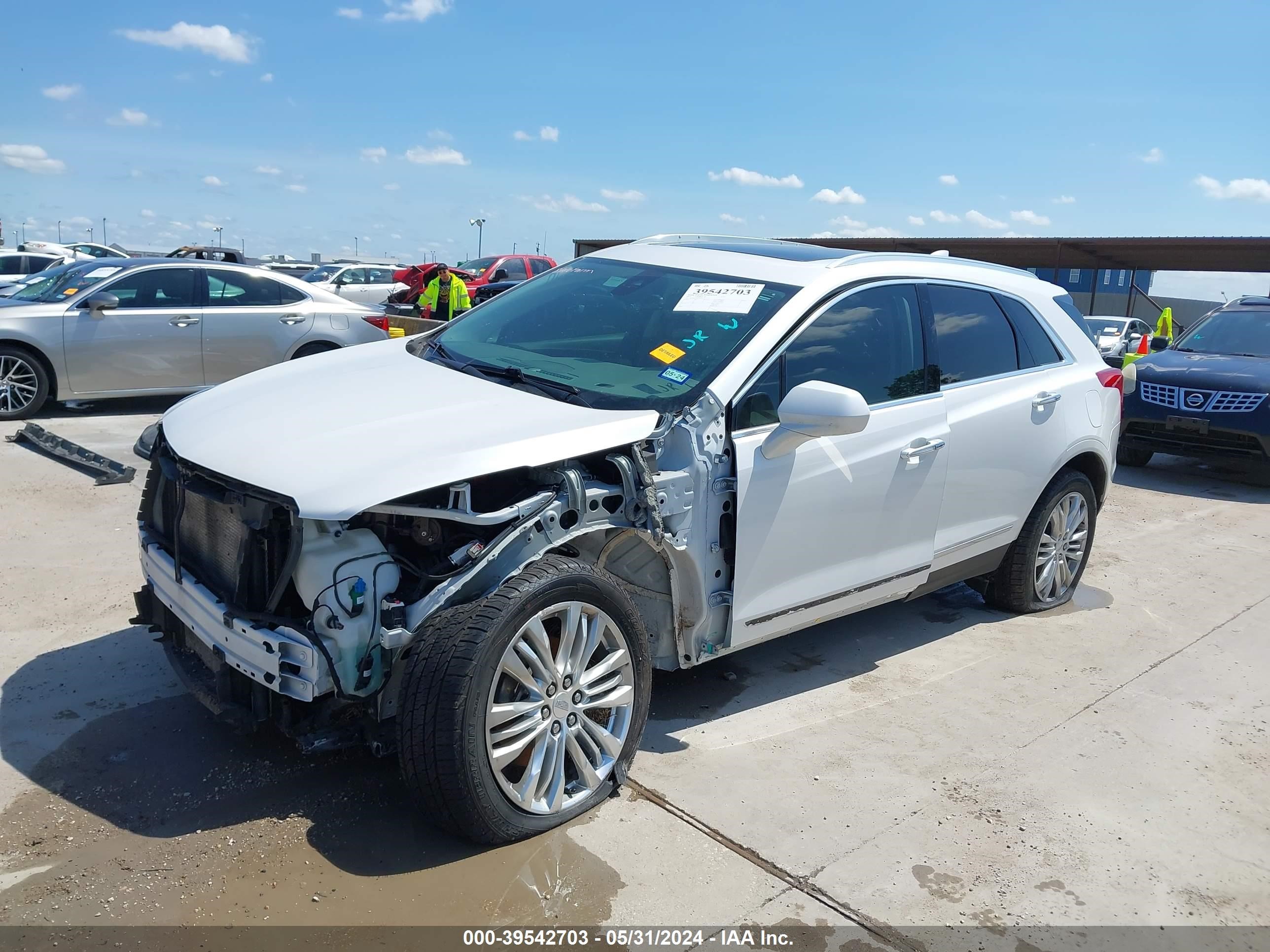 Photo 5 VIN: 1GYKNCRS4HZ101432 - CADILLAC XT5 