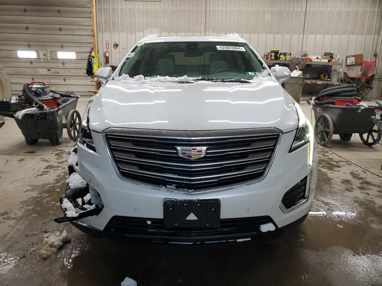 Photo 4 VIN: 1GYKNCRS4HZ139274 - CADILLAC XT5 