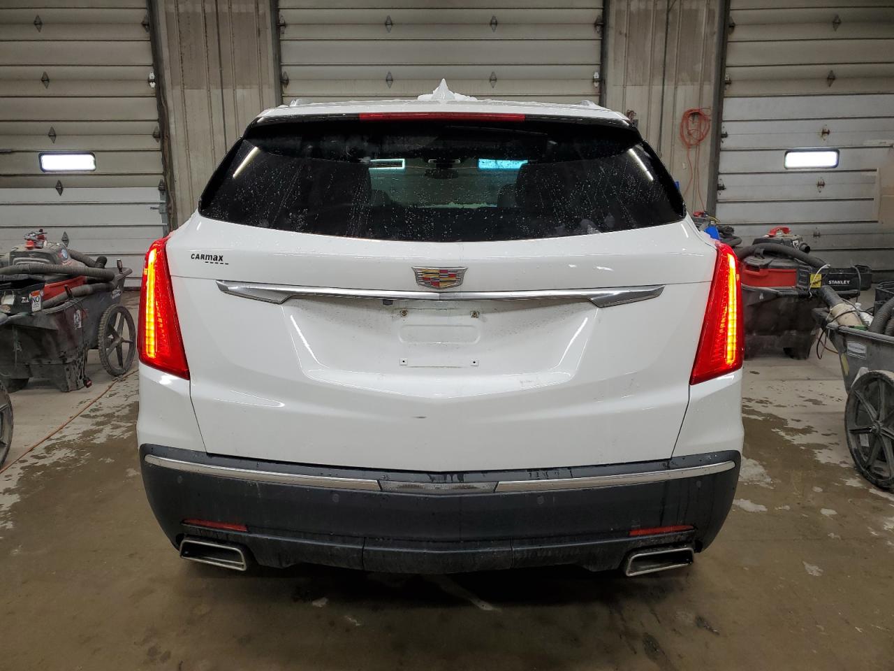 Photo 5 VIN: 1GYKNCRS4HZ139274 - CADILLAC XT5 