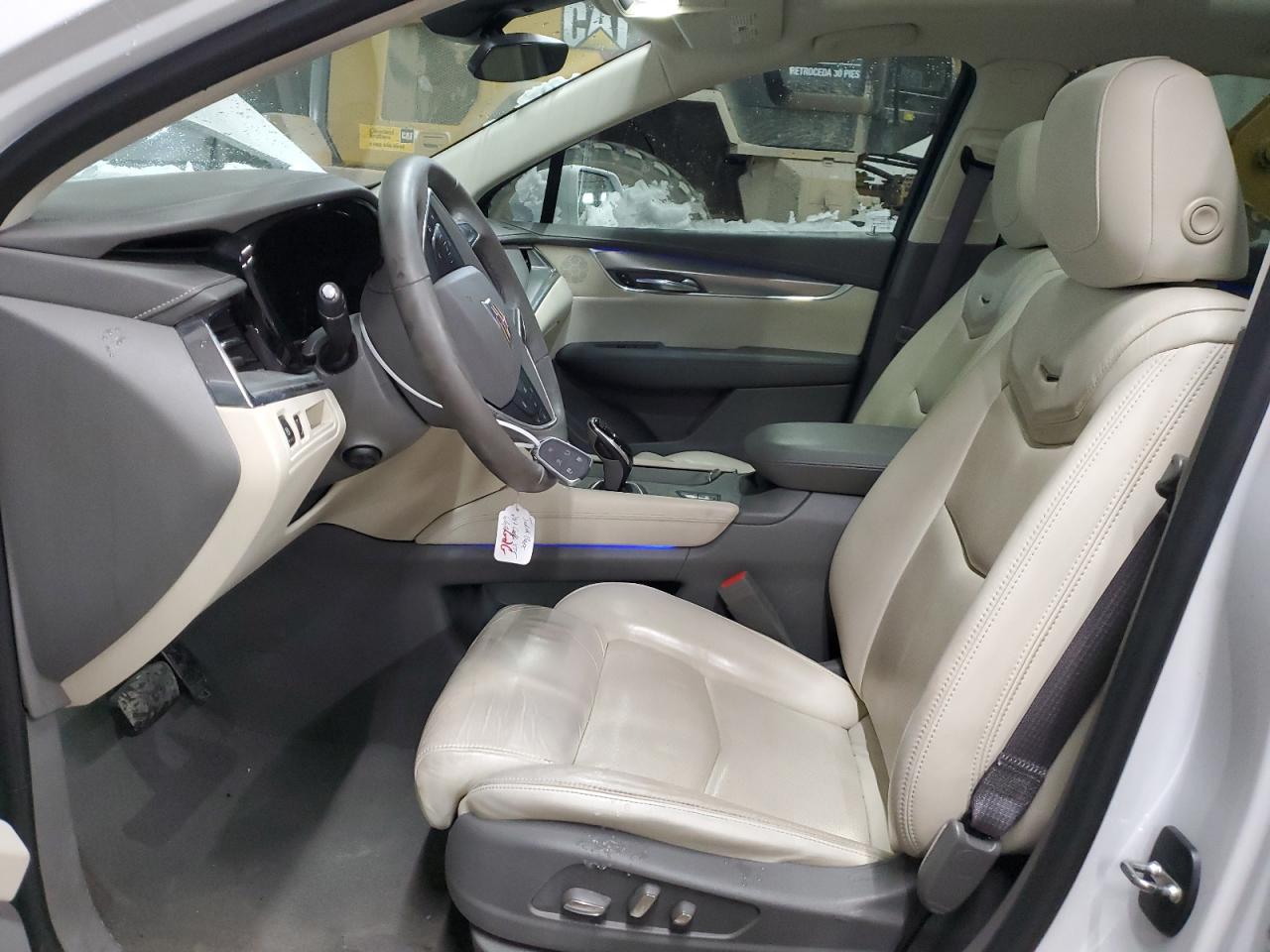 Photo 6 VIN: 1GYKNCRS4HZ139274 - CADILLAC XT5 