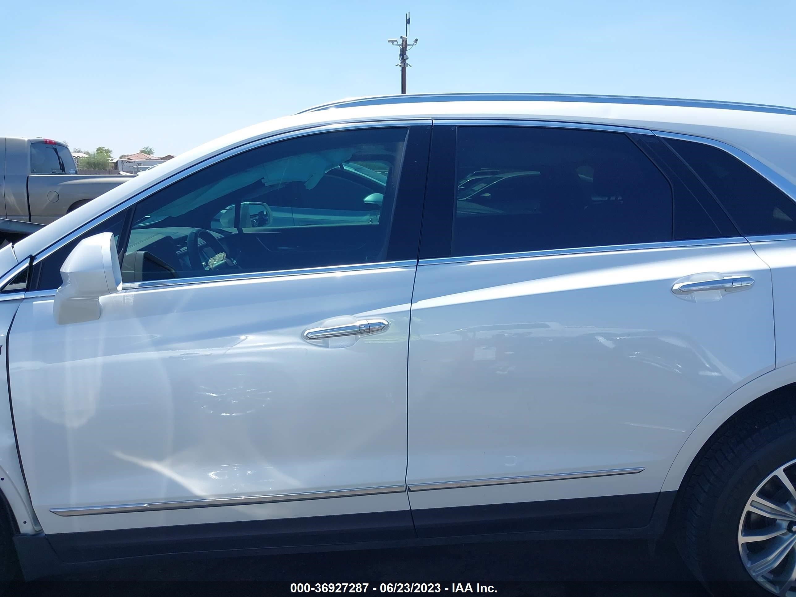 Photo 13 VIN: 1GYKNCRS4JZ131696 - CADILLAC XT5 