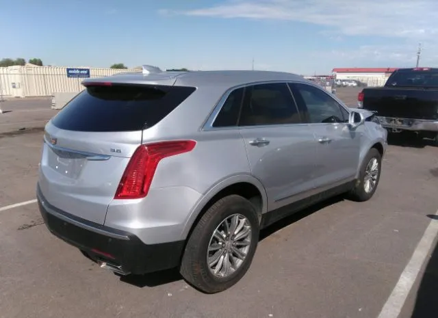 Photo 3 VIN: 1GYKNCRS4KZ246025 - CADILLAC XT5 