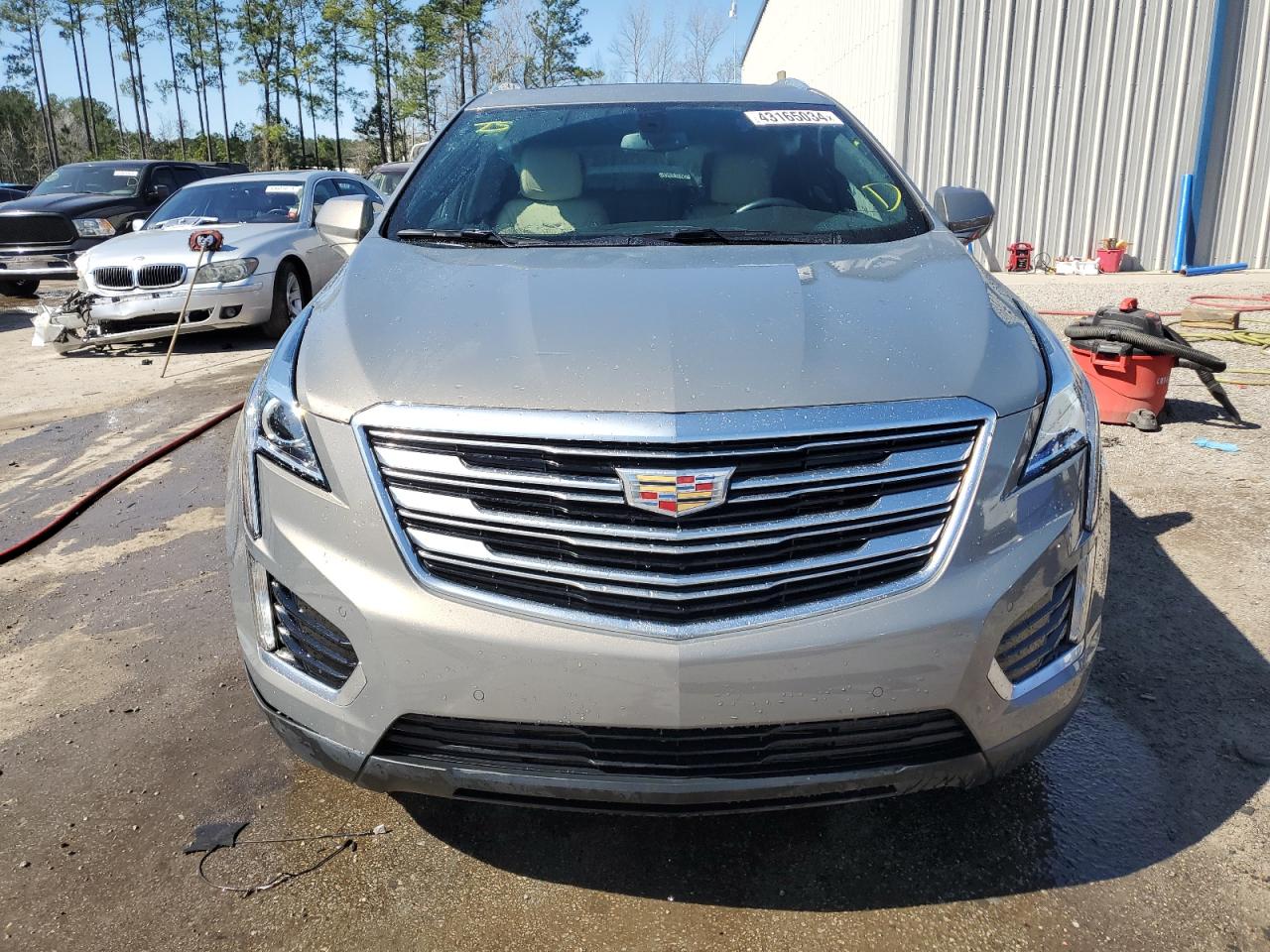 Photo 4 VIN: 1GYKNCRS5JZ172113 - CADILLAC XT5 