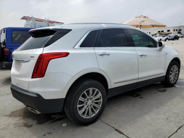 Photo 2 VIN: 1GYKNCRS5JZ186142 - CADILLAC XT5 LUXURY 