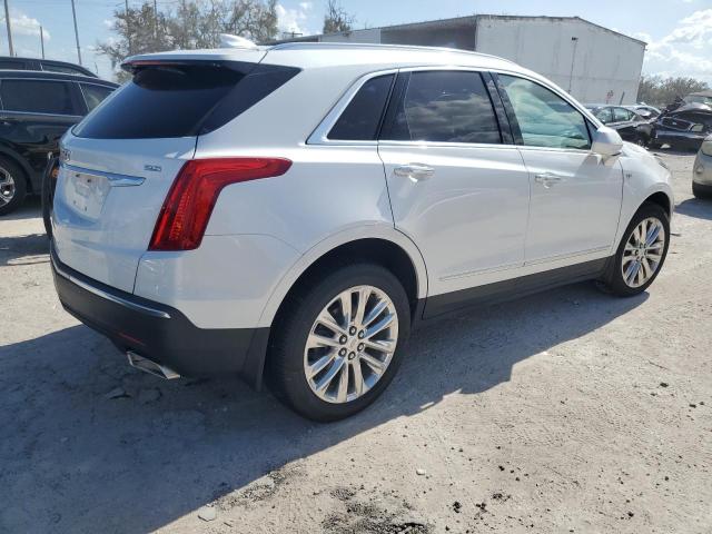 Photo 2 VIN: 1GYKNCRS5KZ142806 - CADILLAC XT5 LUXURY 