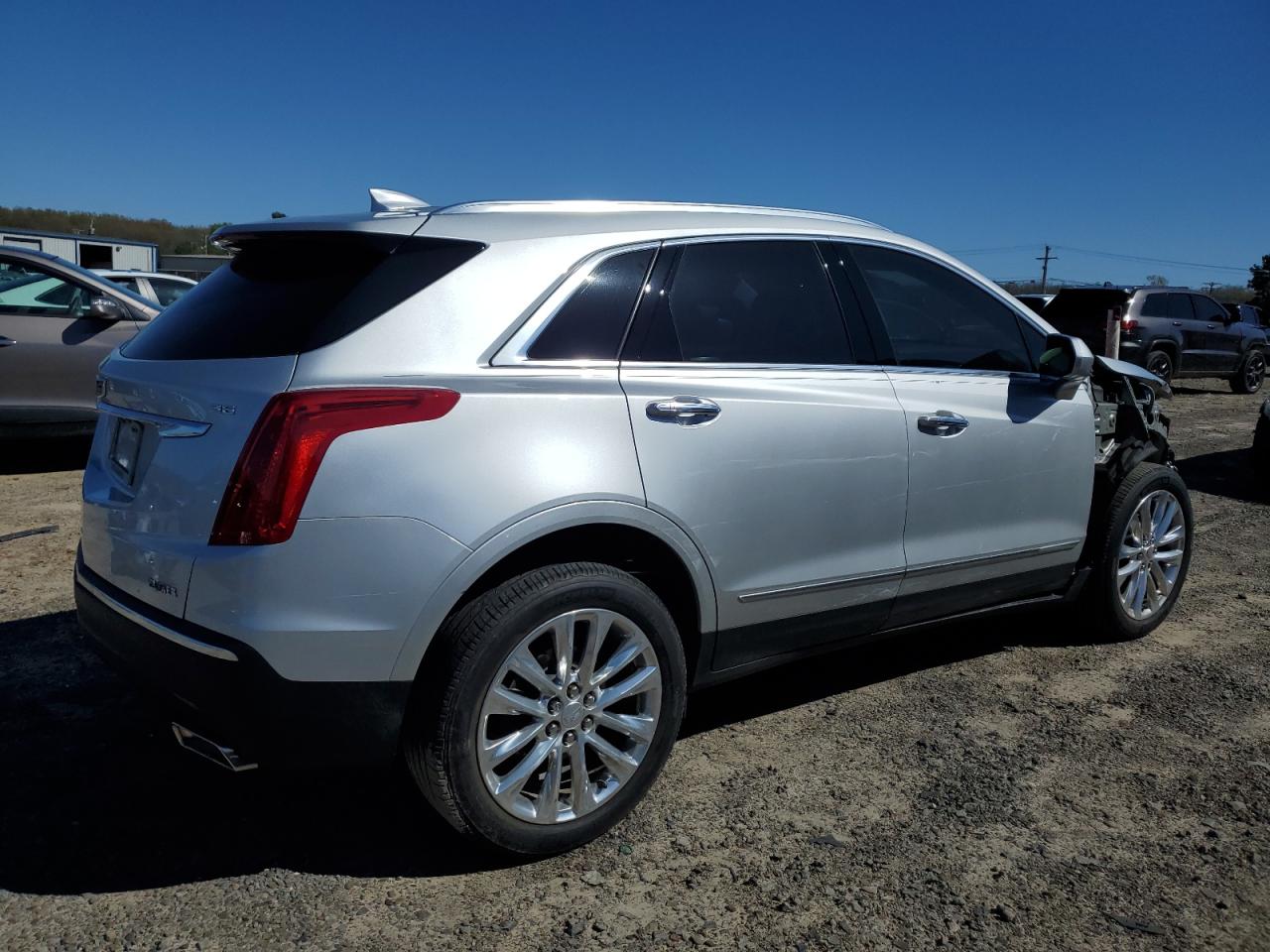 Photo 2 VIN: 1GYKNCRS5KZ150095 - CADILLAC XT5 