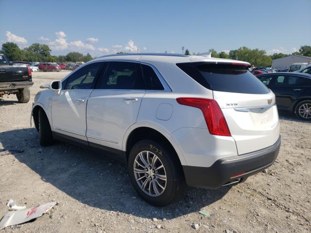 Photo 2 VIN: 1GYKNCRS6JZ110641 - CADILLAC XT5 LUXURY 