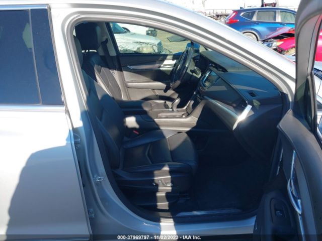 Photo 4 VIN: 1GYKNCRS6KZ107966 - CADILLAC XT5 