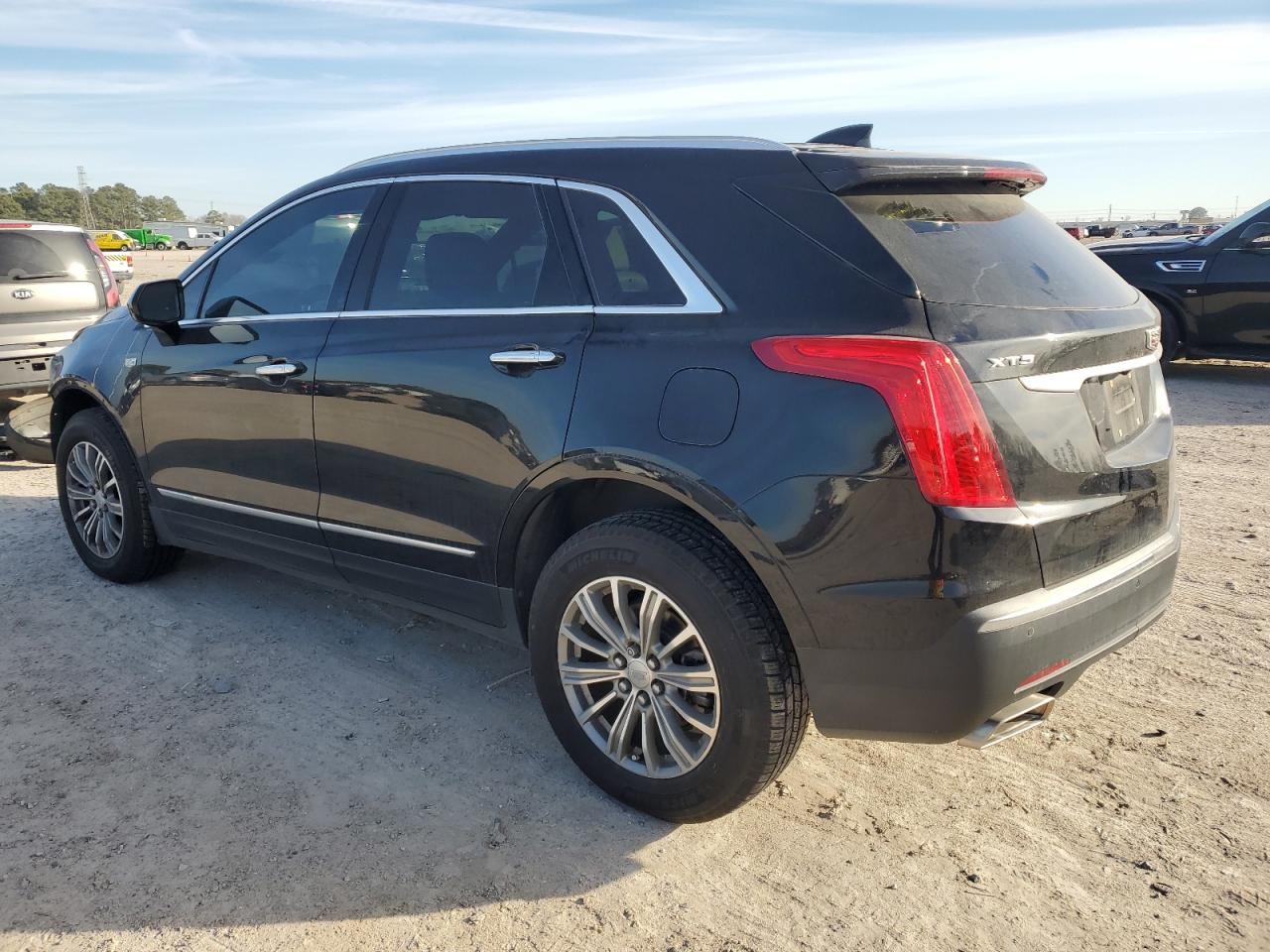 Photo 1 VIN: 1GYKNCRS6KZ177578 - CADILLAC XT5 