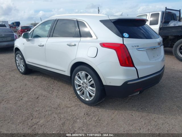 Photo 2 VIN: 1GYKNCRS7HZ199288 - CADILLAC XT5 