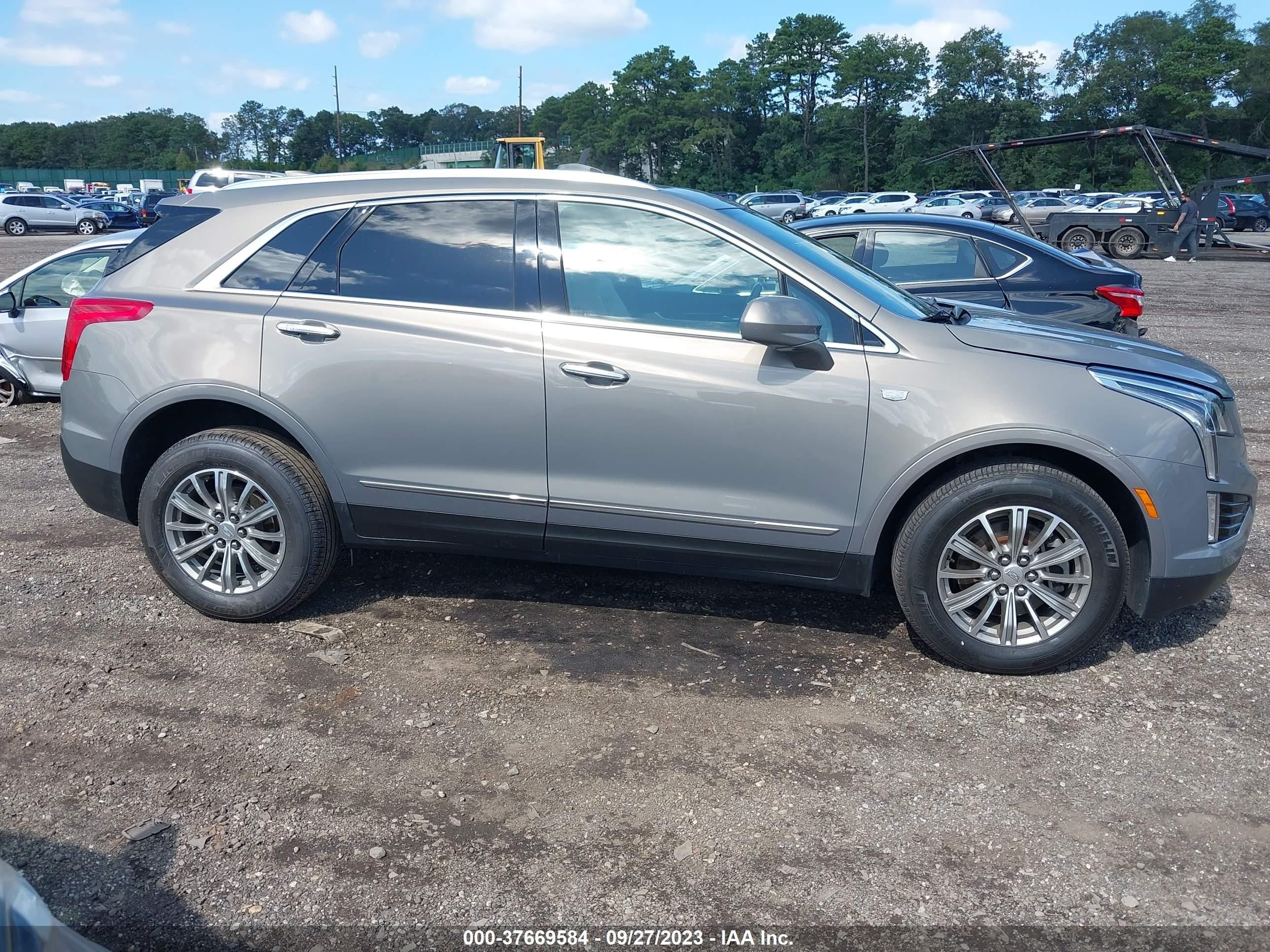 Photo 12 VIN: 1GYKNCRS7JZ170234 - CADILLAC XT5 