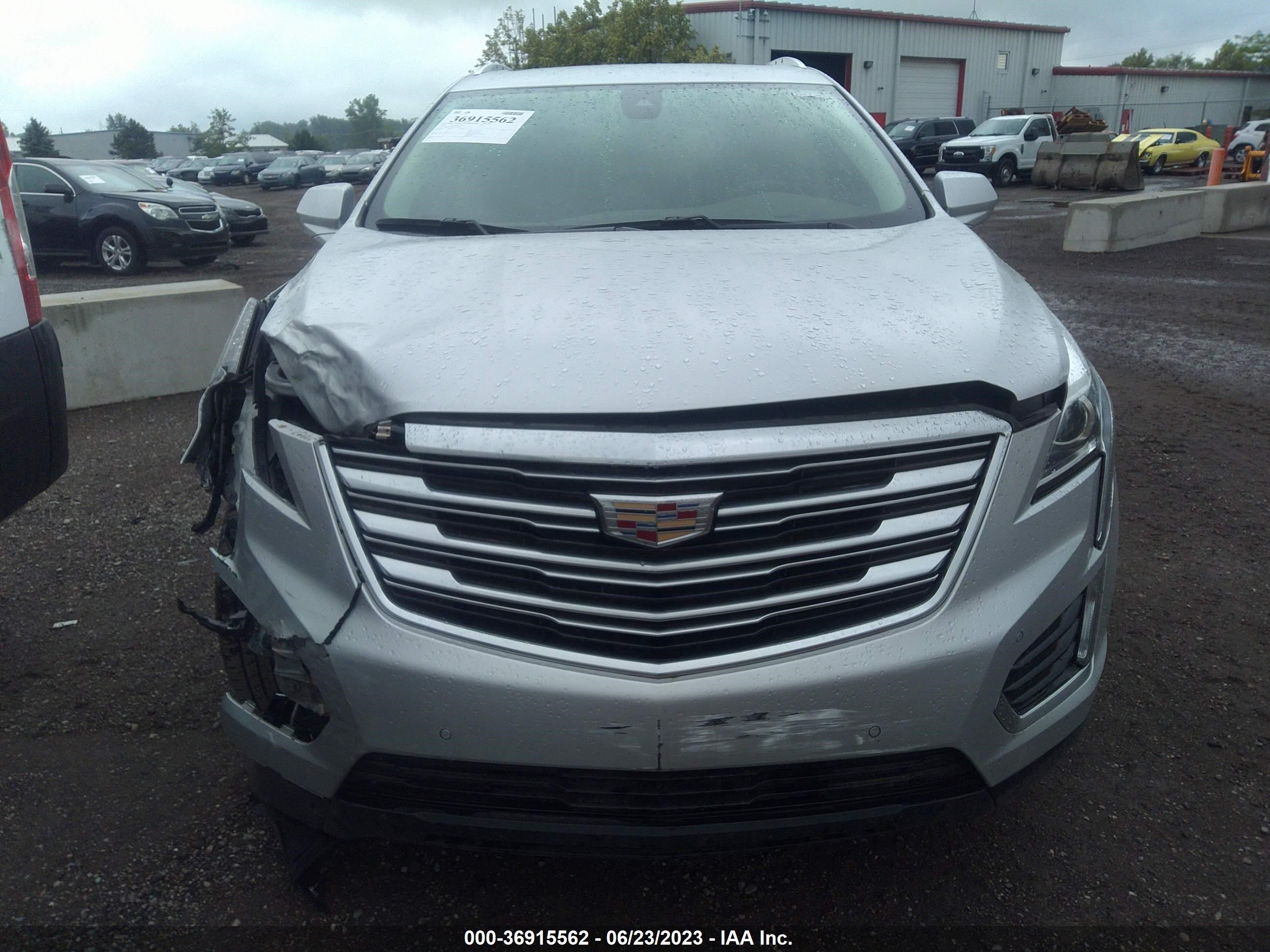 Photo 11 VIN: 1GYKNCRS7JZ242663 - CADILLAC XT5 