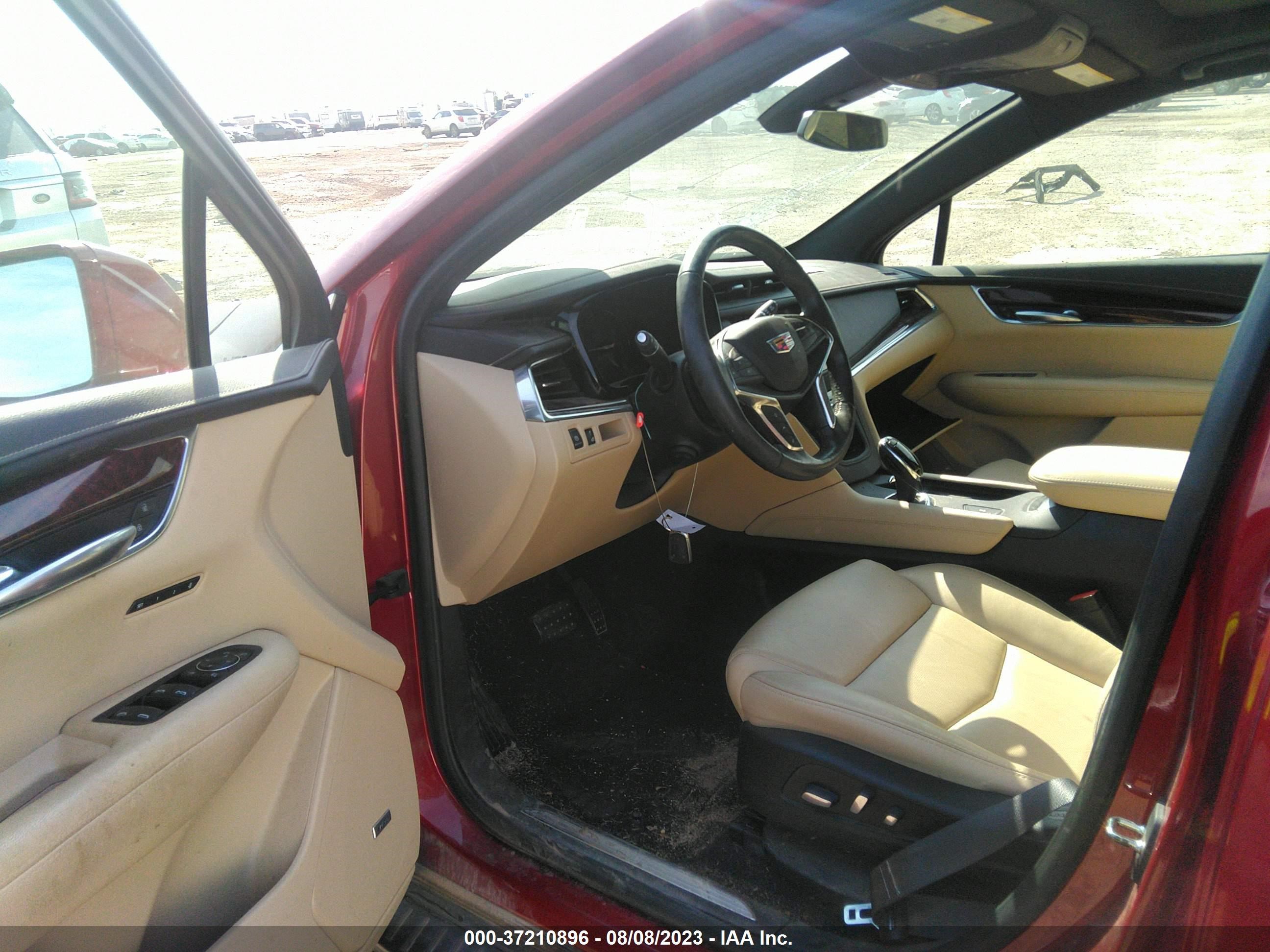 Photo 4 VIN: 1GYKNCRS7KZ223810 - CADILLAC XT5 