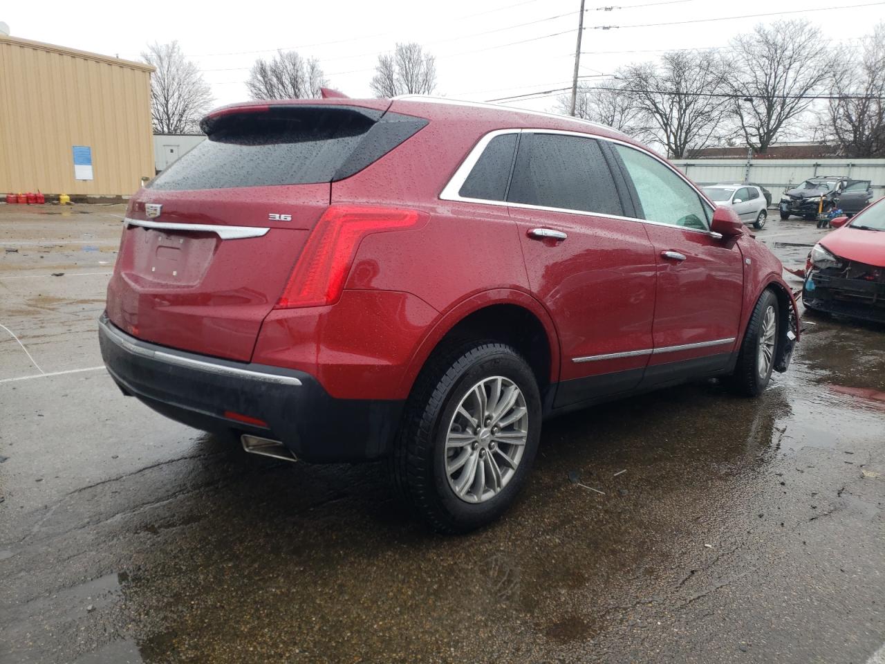 Photo 2 VIN: 1GYKNCRS7KZ249615 - CADILLAC XT5 