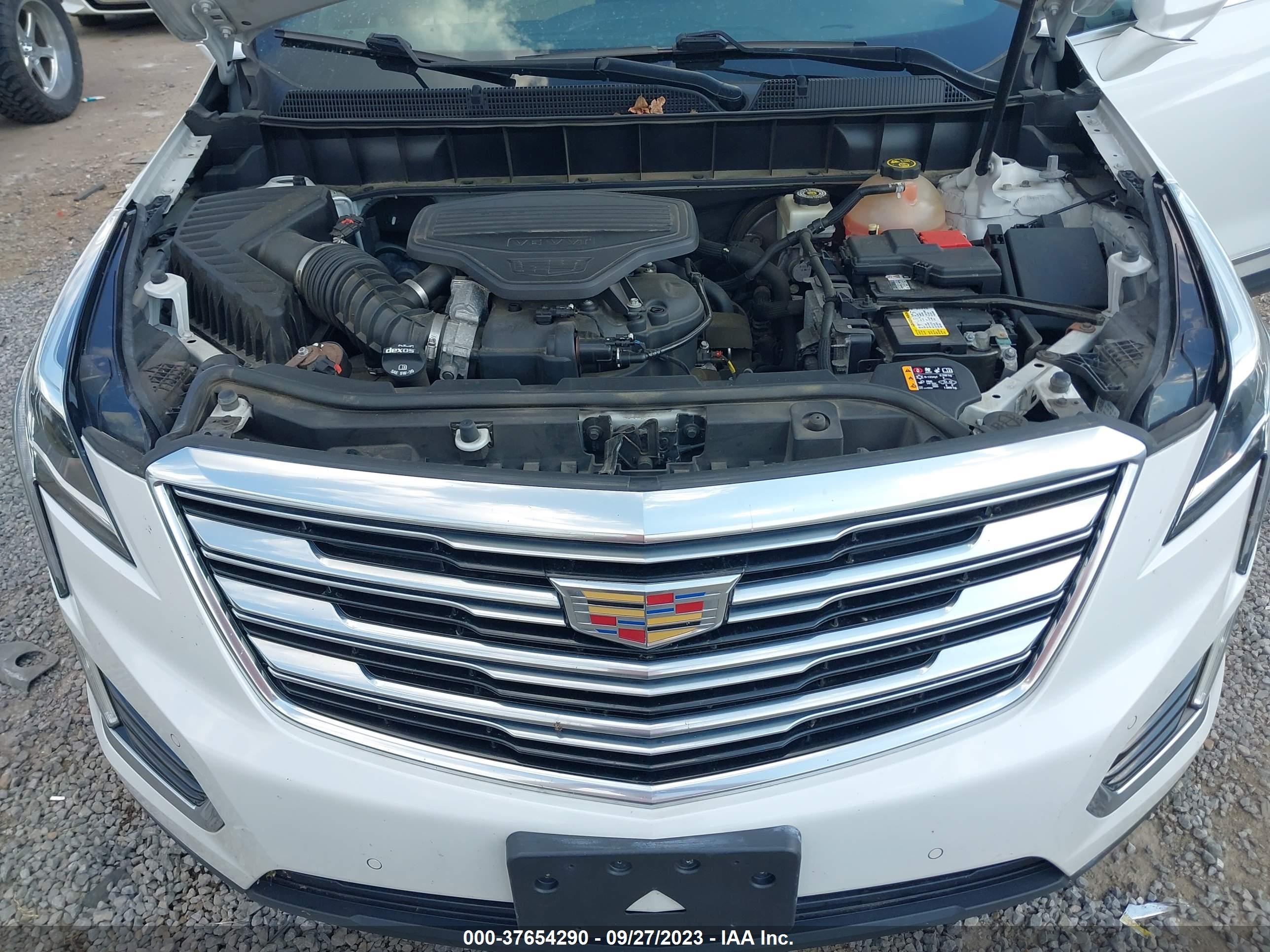 Photo 9 VIN: 1GYKNCRS8HZ112661 - CADILLAC XT5 