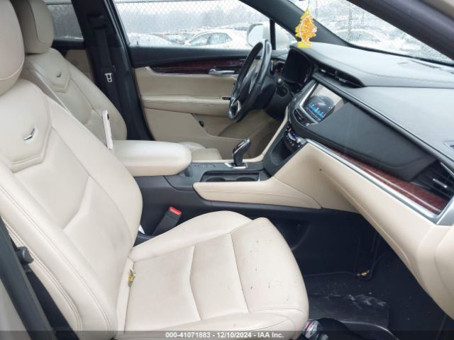 Photo 4 VIN: 1GYKNCRS8HZ177736 - CADILLAC XT5 