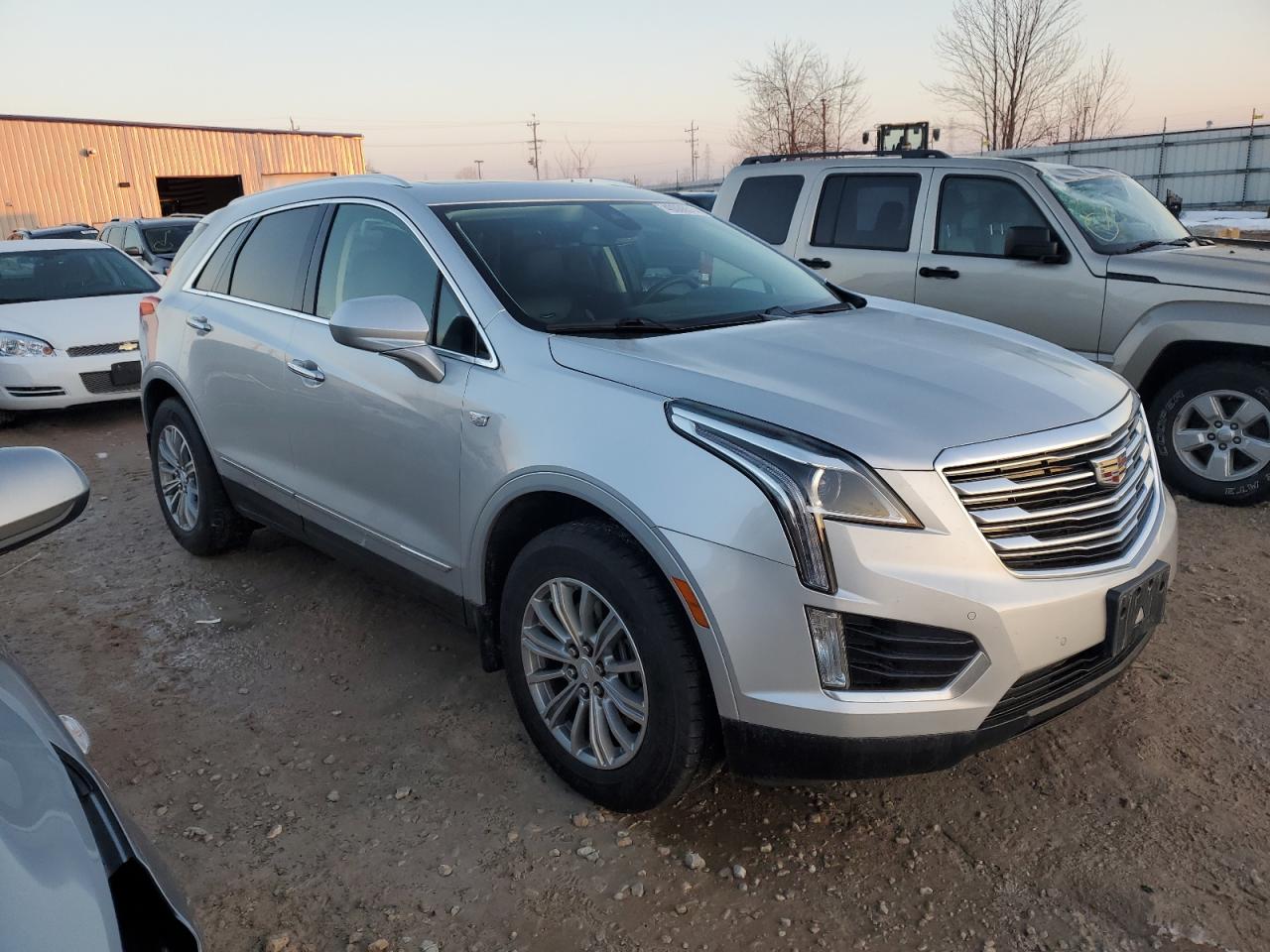 Photo 3 VIN: 1GYKNCRS8KZ106608 - CADILLAC XT5 