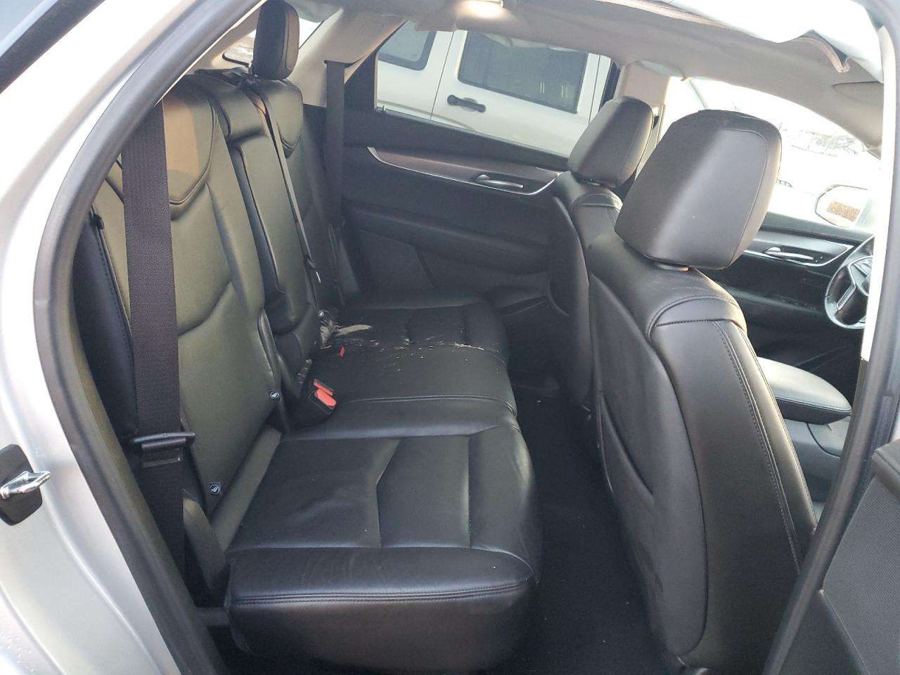 Photo 9 VIN: 1GYKNCRS8KZ106608 - CADILLAC XT5 