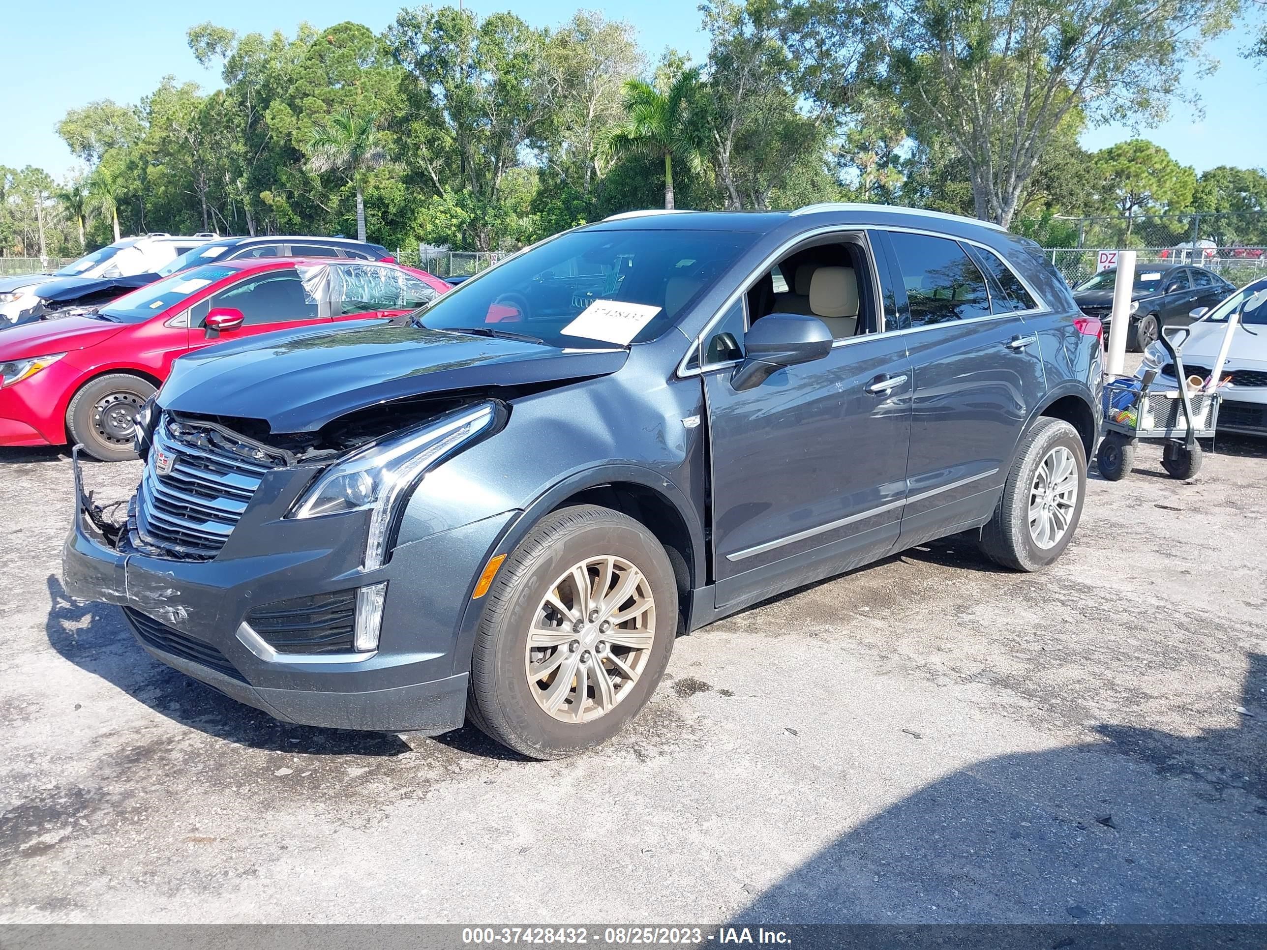 Photo 1 VIN: 1GYKNCRS8KZ208958 - CADILLAC XT5 