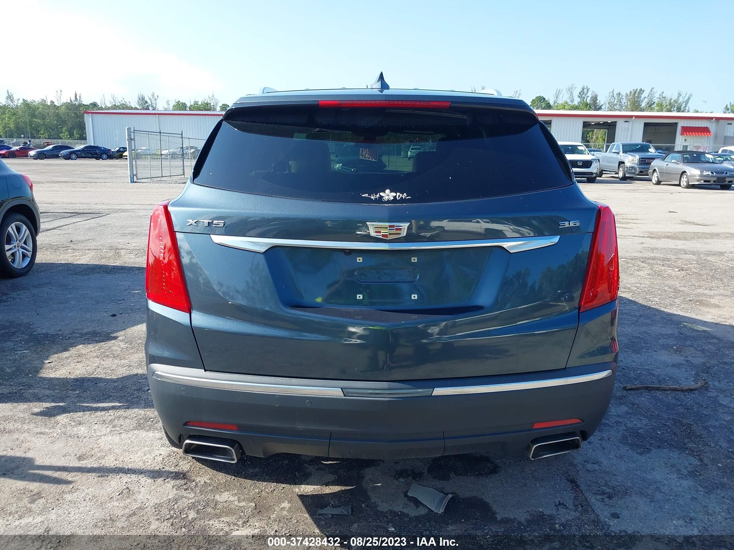 Photo 15 VIN: 1GYKNCRS8KZ208958 - CADILLAC XT5 