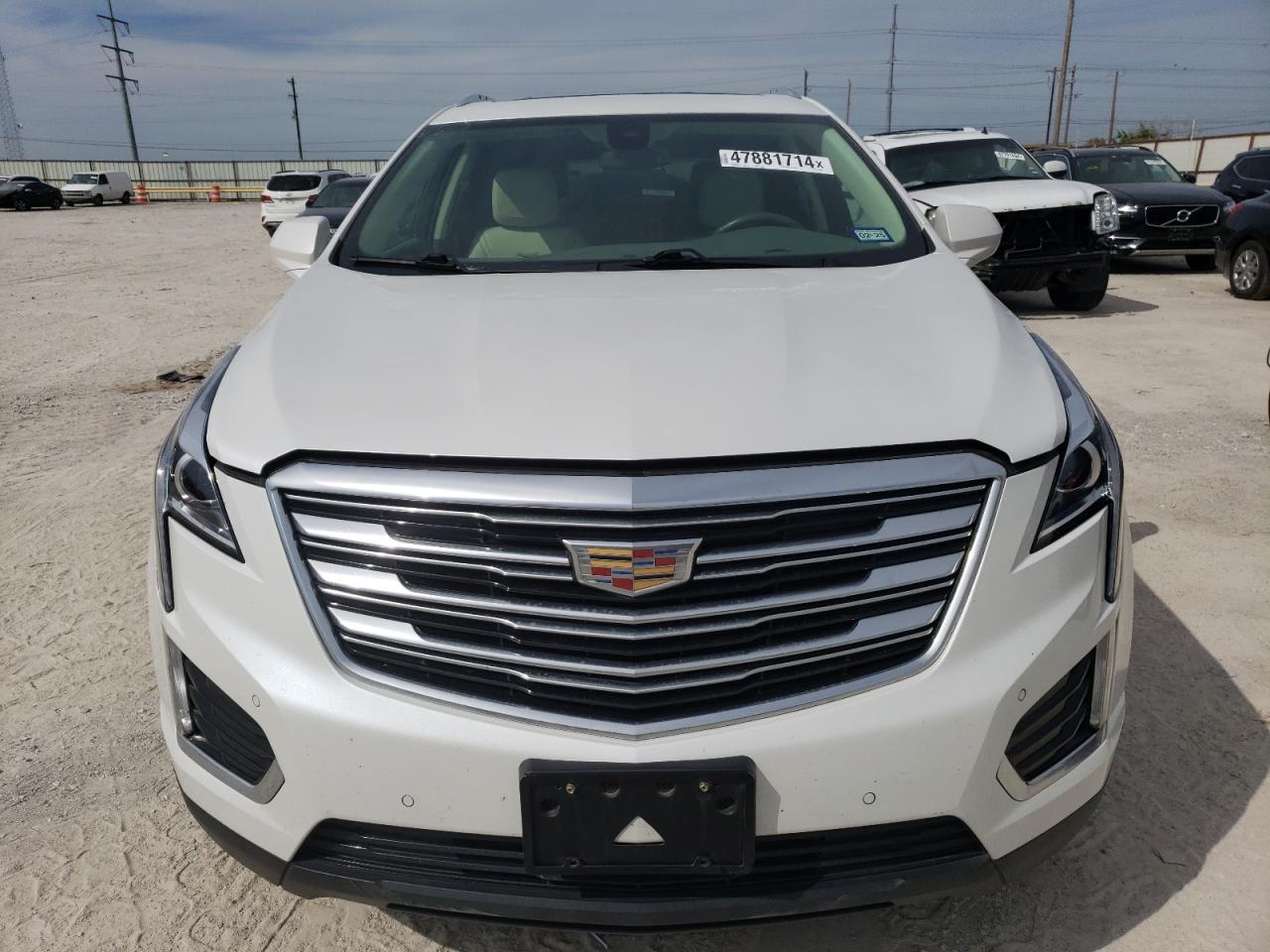 Photo 4 VIN: 1GYKNCRS8KZ237070 - CADILLAC XT5 