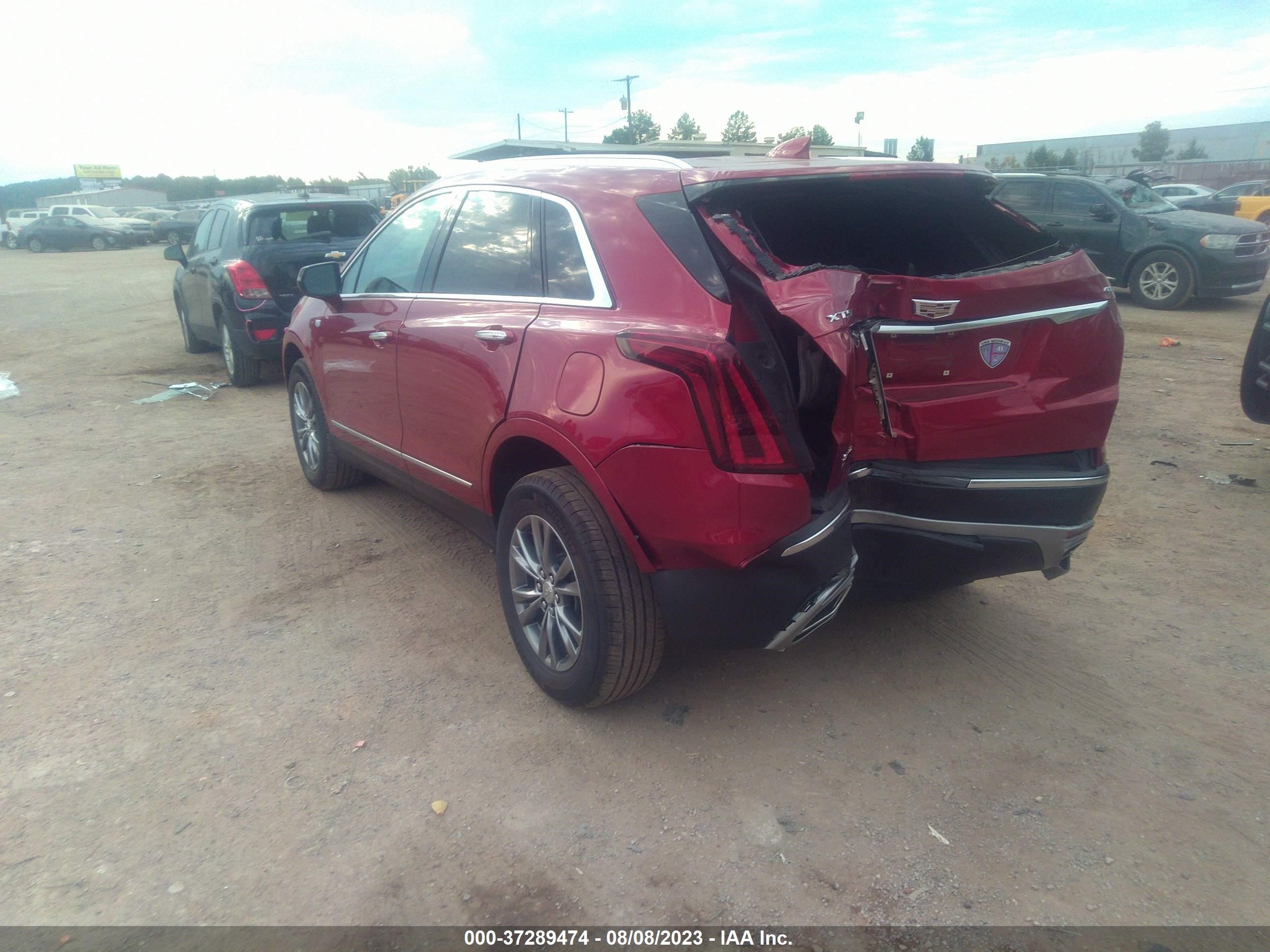 Photo 3 VIN: 1GYKNCRS8NZ126331 - CADILLAC XT5 