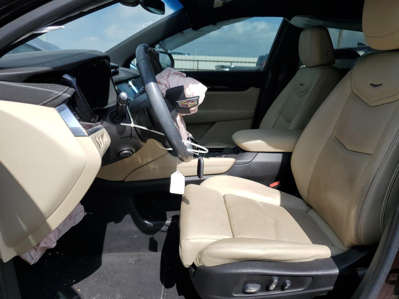 Photo 6 VIN: 1GYKNCRS9HZ249317 - CADILLAC XT5 