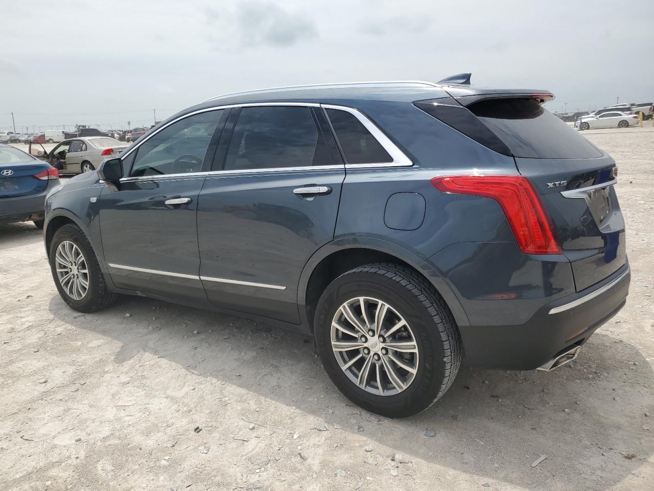 Photo 1 VIN: 1GYKNCRS9KZ199266 - CADILLAC XT5 