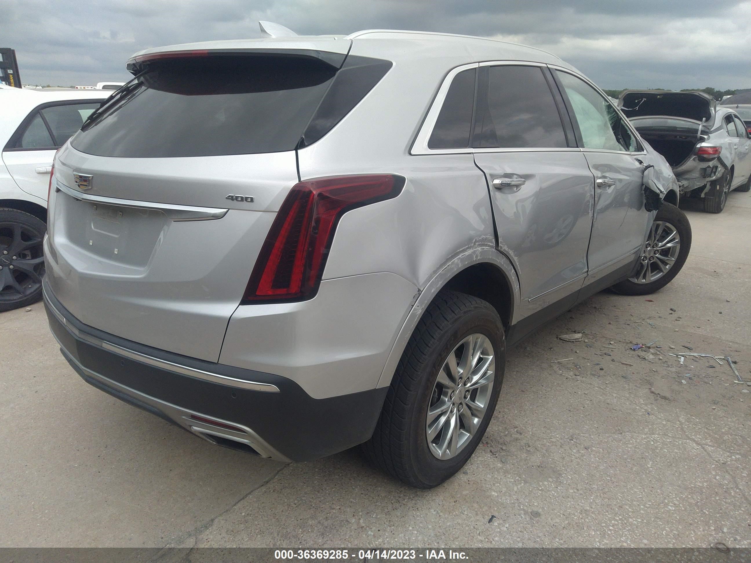 Photo 3 VIN: 1GYKNCRS9LZ155639 - CADILLAC XT5 